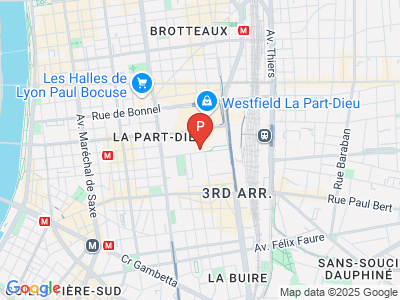 parking Cuirassiers 1 centre commercial Lyon 3e Arrondissement