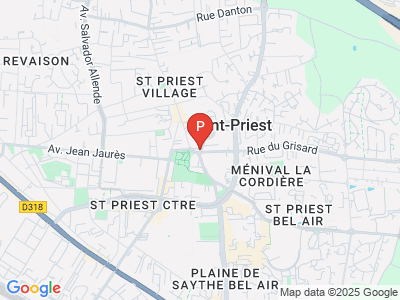 parking Place Favard Saint-Priest